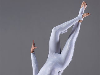 Promo Christmas Acrobat Duo Christmas hand-balancing duet London