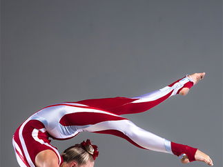 Promo Christmas Acrobat Duo Christmas hand-balancing duet London