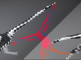 Promo Christmas Acrobat Duo Christmas hand-balancing duet London