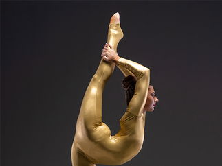 Promo Christmas Contortionists Christmas Entertainer London