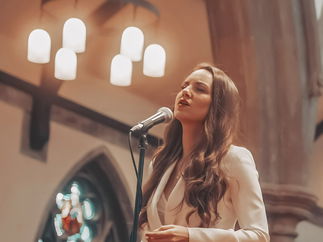 Promo Louise Solo Singer Surrey