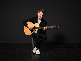 Promo Jamie Fingerstyle Classical Guitarist Oxfordshire