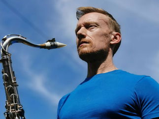 Promo Classic Sax Saxophonist performing with backing tracks Kent