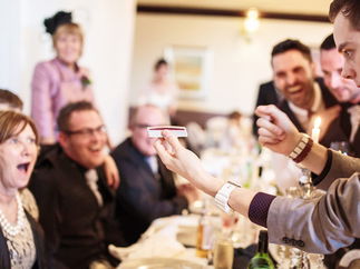 Promo Close Up Magician Jamie Magician Northamptonshire