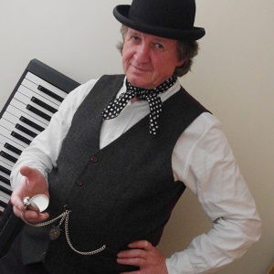 Promo Mike Ash  Surrey