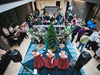 Promo Santa Babes Vocal Harmony Trio Buckinghamshire