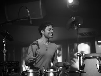 Promo DJ Live and Ibiza Percussion Experience Party DJ Bedfordshire