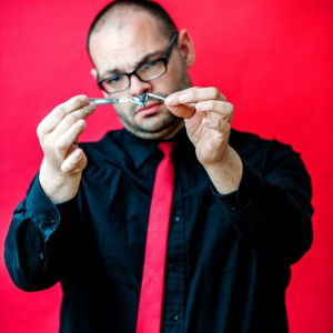 Promo Close Up Magician Craig  Staffordshire
