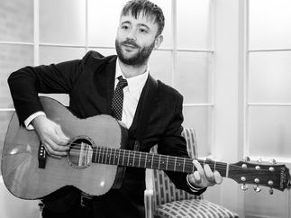 Promo Leo Jackson Singer Guitarist Surrey