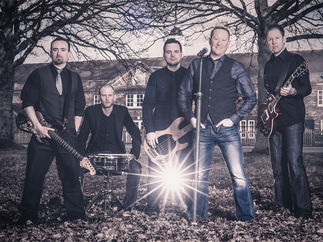 Promo Daft Rock Function Band Berkshire