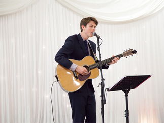 Promo Daniel Cassini Solo Singer/Guitarist Kent