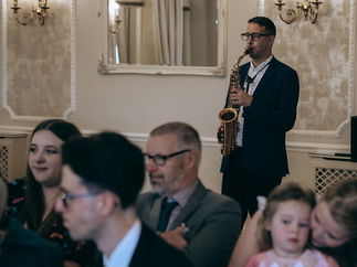 Promo Al about the Sax Saxophonist Manchester