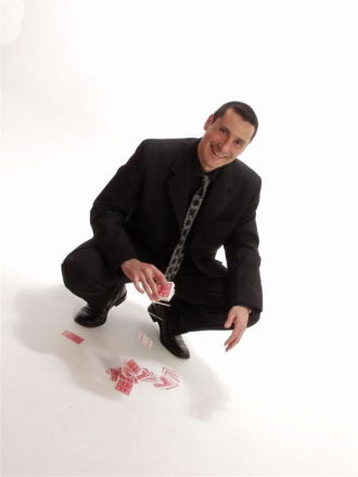 Promo Darryl Rose Magician Hertfordshire