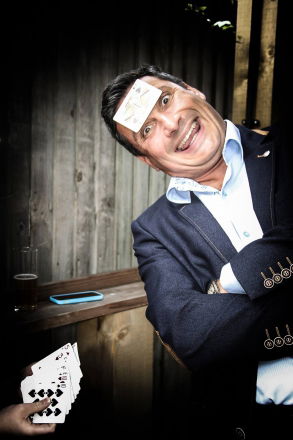 Promo Darryl Rose Magician Hertfordshire