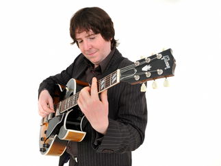 Promo David Matthews Classical Guitarist West Sussex