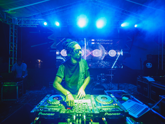 Promo In The Red Luxury Showband Midlothian