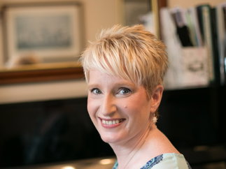 Promo Stunning Soprano Female Solo Soprano Singer Devon