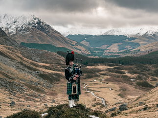 Promo Real Scottish Bagpiper Piper London