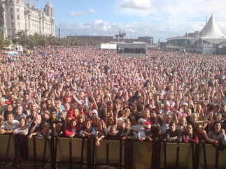 Promo (Robbie Williams) A Tribute To Robbie Williams Robbie Williams Tribute Act Berkshire