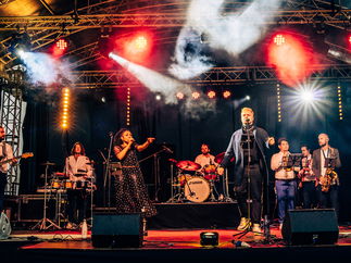 Promo Weekend Party Function Band London