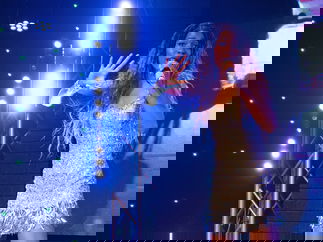 Promo Motown Queen Solo Singer With Tracks Gloucestershire