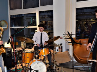 Promo Jazz It Up Jazz Band Kent