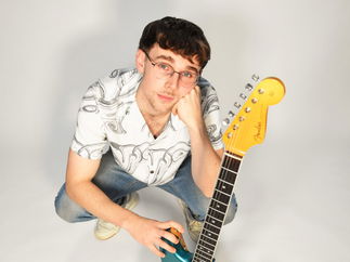 Promo Alfie Singer Guitarist East Sussex