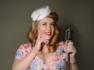 Promo Vintage Lianna Vintage 50s/60s Singer West Sussex