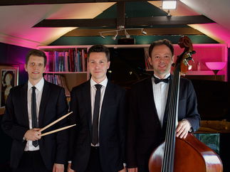 Promo Silver Screen Jazz Band Kent