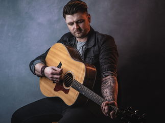 Promo Dylan Dale Solo Singer/ Guitarist Manchester