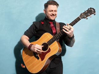 Promo Dylan Dale Solo Singer/ Guitarist Manchester