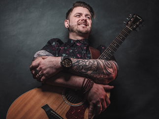 Promo Dylan Dale Solo Singer/ Guitarist Manchester