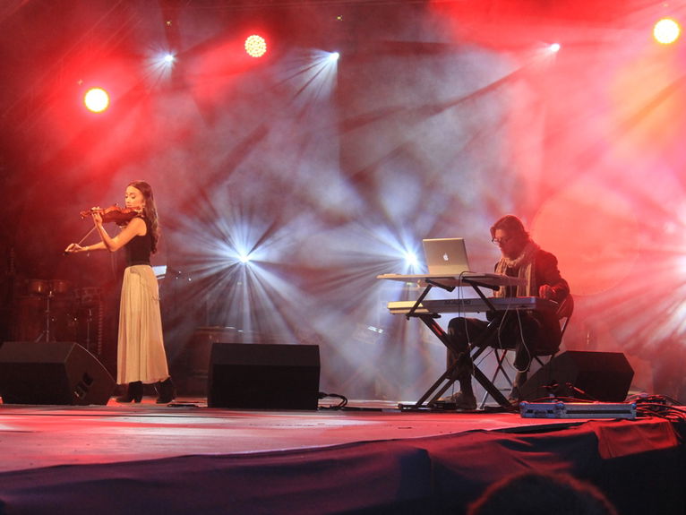 artists similar to Diana Yukawa