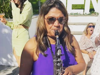 Promo Mads on Sax Saxophonist Essex