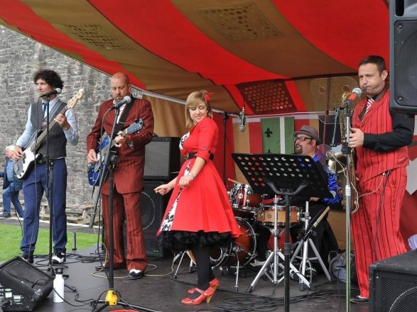 Promo Elaina and The West Coast Stompers Rock n Roll Swing Band Pembrokeshire