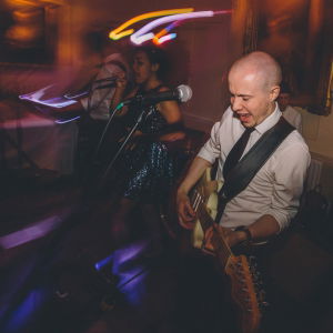 Promo Electric Tones  Surrey