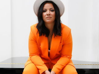 Promo Ella J Solo Singer With Tracks London