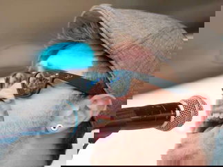 Promo Dylan Dale Solo Singer/ Guitarist Manchester