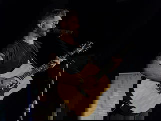 Promo Dylan Dale Solo Singer/ Guitarist Manchester