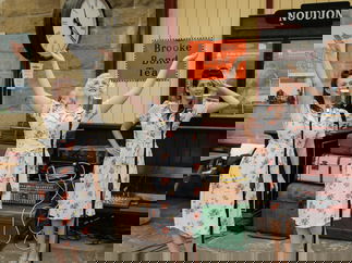 Promo Festive Follies Vintage Christmas Trio London