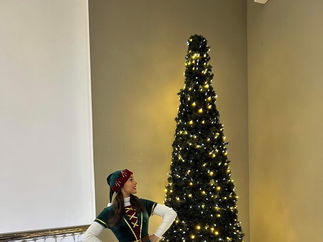 Promo Santa and His Walkabout Elves Christmas Entertainer Staffordshire