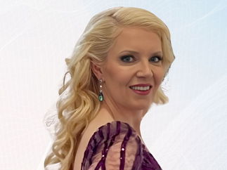 Promo Emily Haig Soprano Classical, Crossover and Musical Theatre Vocalist Lincolnshire