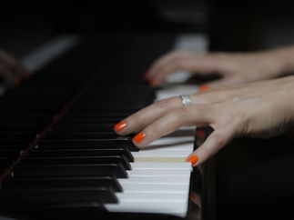 Promo EL Piano Vocal Pianist Essex