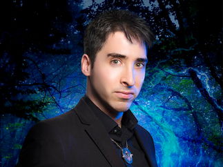 Promo J Winter Close Up Magician Bedfordshire