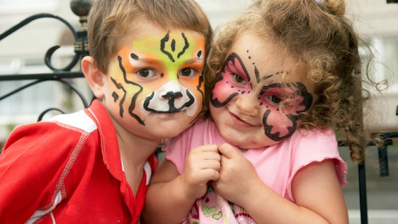 party entertainers face painting