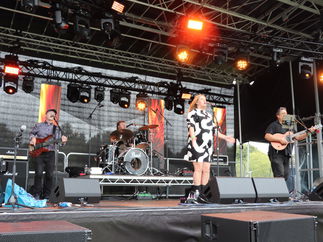 Promo The Edge Function Band Wiltshire