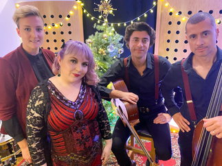 Promo The Christmas Quartet Christmas Themed Band Surrey