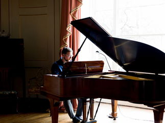 Promo Finn McCool Pianist North Yorkshire