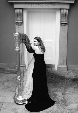 Promo Gold Harp Harpist East Sussex