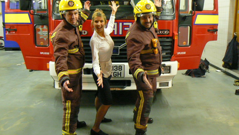 singing surprise act for hire